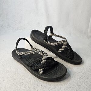 MEGNYA Sz 8 / 39 Black Braided Sandals Gray Stretch teva chac